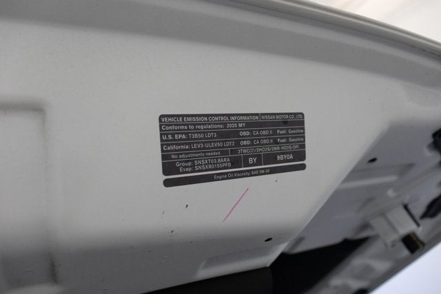 2025 Nissan Frontier SV