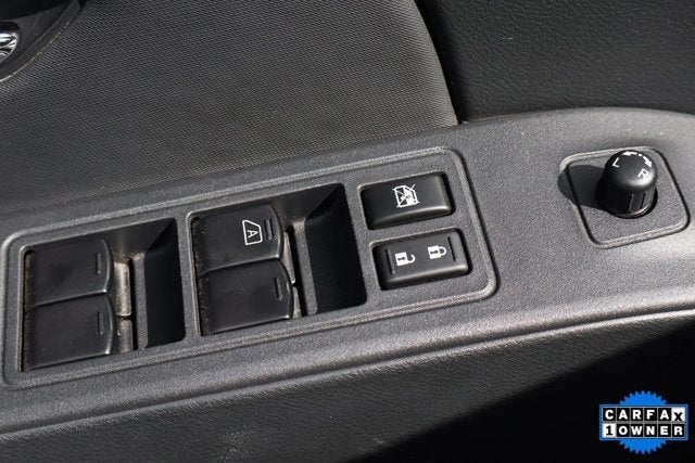 2024 Nissan Frontier SL