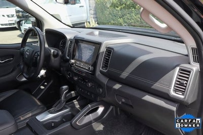 2024 Nissan Frontier SL