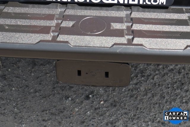 2024 Nissan Frontier SL