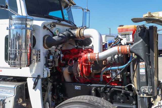 2014 Peterbilt Conventional 338