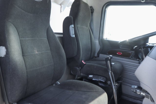 2014 Peterbilt Conventional 338