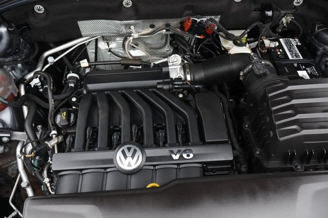 2022 Volkswagen Atlas Cross Sport 3.6L V6 SE w/Technology