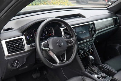 2022 Volkswagen Atlas Cross Sport 3.6L V6 SE w/Technology