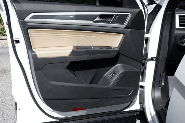 2023 Volkswagen Atlas Cross Sport 2.0T SE w/Technology