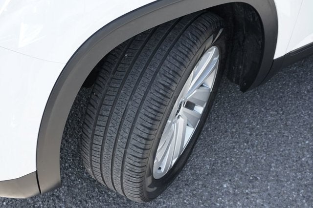 2023 Volkswagen Atlas Cross Sport 2.0T SE w/Technology