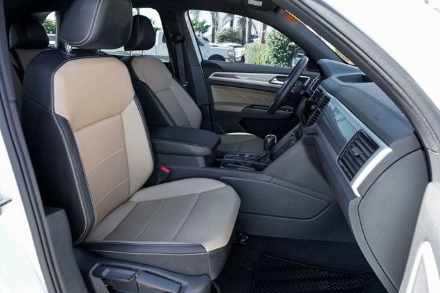 2023 Volkswagen Atlas Cross Sport 2.0T SE w/Technology