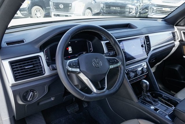 2023 Volkswagen Atlas Cross Sport 2.0T SE w/Technology