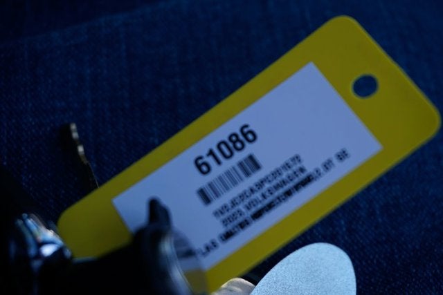 2023 Volkswagen Atlas Cross Sport 2.0T SE w/Technology