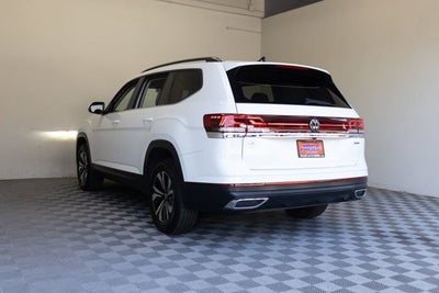2024 Volkswagen Atlas 2.0T SE