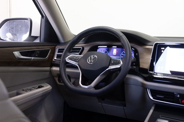 2024 Volkswagen Atlas 2.0T SE