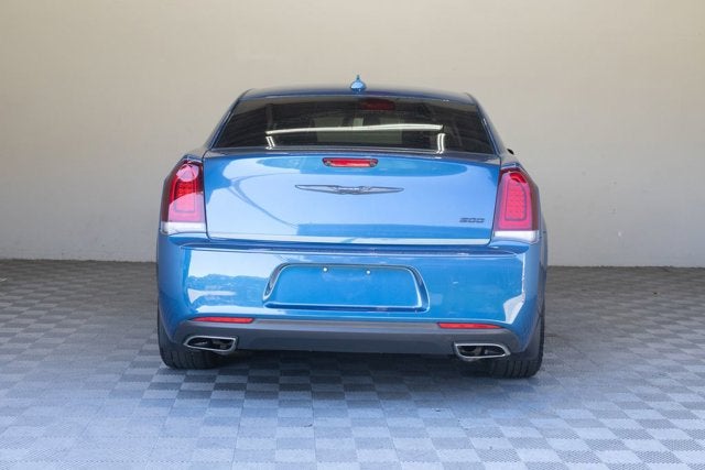 2022 Chrysler 300 Touring