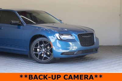2022 Chrysler 300 Touring