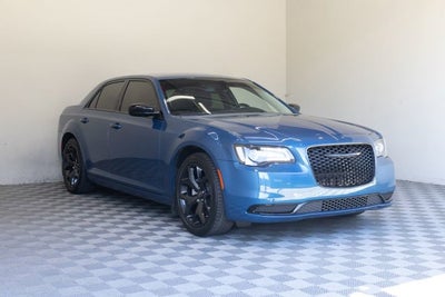 2022 Chrysler 300 Touring