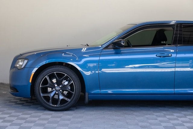 2022 Chrysler 300 Touring