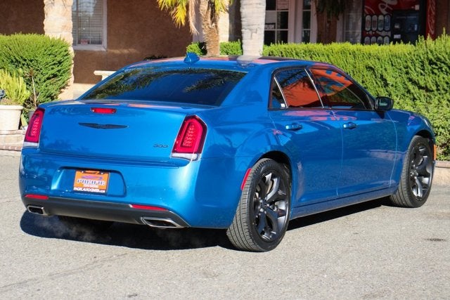 2023 Chrysler 300 Touring
