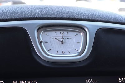 2023 Chrysler 300 Touring