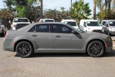 2019 Chrysler 300 S