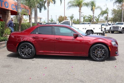 2023 Chrysler 300 Touring