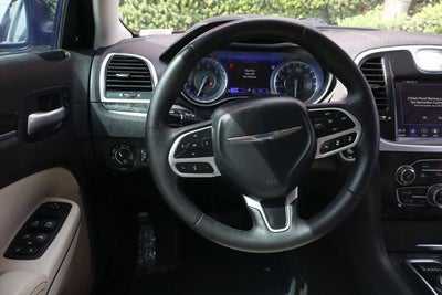 2023 Chrysler 300 Touring