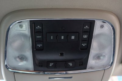 2023 Chrysler 300 Touring