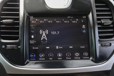 2023 Chrysler 300 Touring