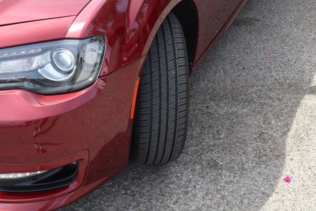 2023 Chrysler 300 Touring
