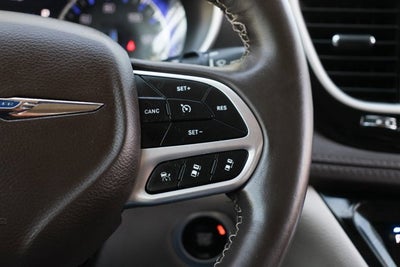 2021 Chrysler Pacifica Touring