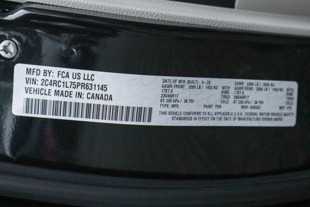 2023 Chrysler Pacifica Hybrid Touring L