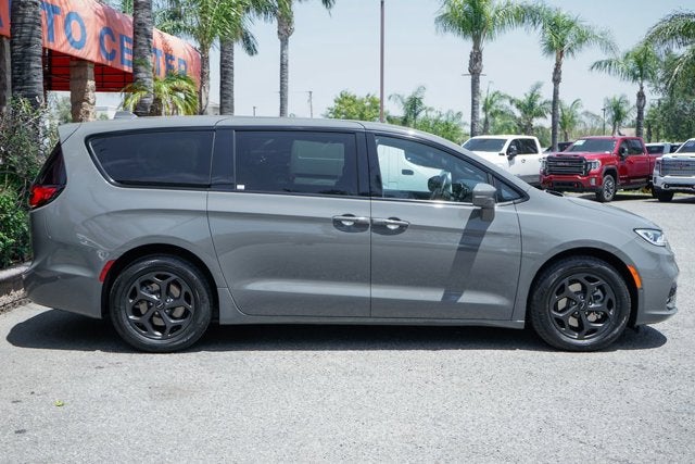 2022 Chrysler Pacifica Hybrid Limited