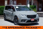 2022 Chrysler Pacifica Hybrid Limited