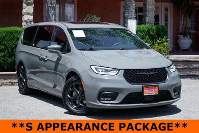 2022 Chrysler Pacifica Hybrid Limited