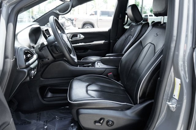 2022 Chrysler Pacifica Hybrid Limited