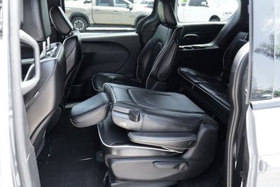 2022 Chrysler Pacifica Hybrid Limited