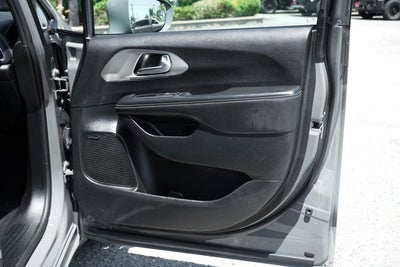 2022 Chrysler Pacifica Hybrid Limited