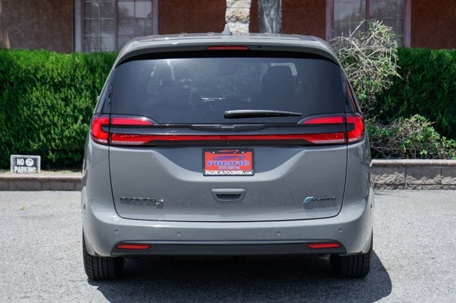 2022 Chrysler Pacifica Hybrid Limited