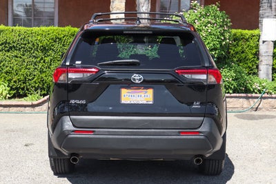 2021 Toyota RAV4 LE