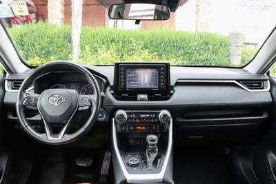 2020 Toyota RAV4 Hybrid XLE