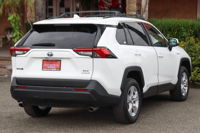 2020 Toyota RAV4 Hybrid XLE