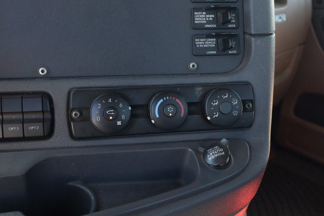 2015 Freightliner Cascadia 125