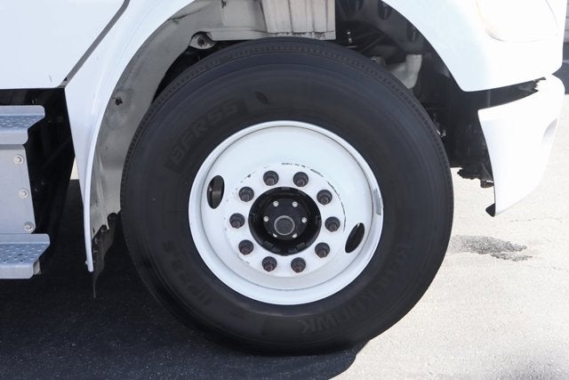 2019 Freightliner M2 106 MD