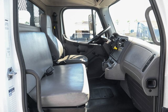 2019 Freightliner M2 106 MD