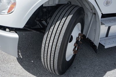 2019 Freightliner M2 106 MD