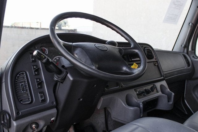 2019 Freightliner M2 106