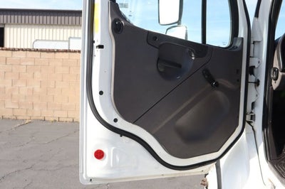 2019 Freightliner M2 106 MD