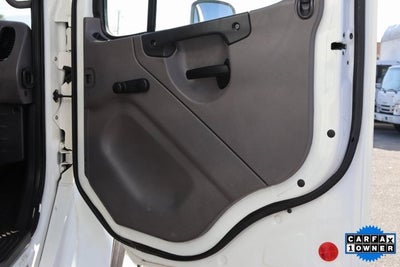 2019 Freightliner M2 106