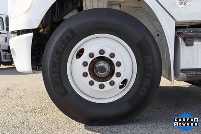 2019 Freightliner M2 106