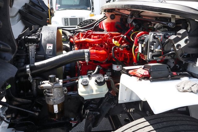 2020 Freightliner M2 106