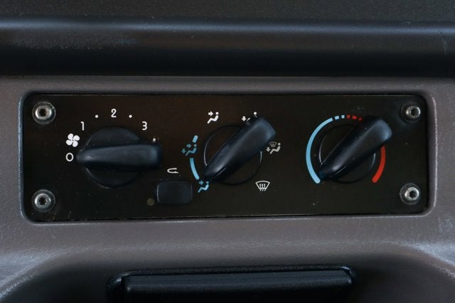 2020 Freightliner M2 106