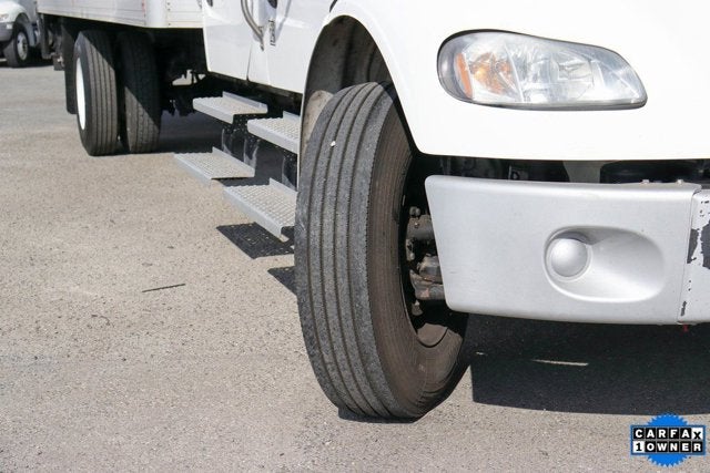 2018 Freightliner M2 106